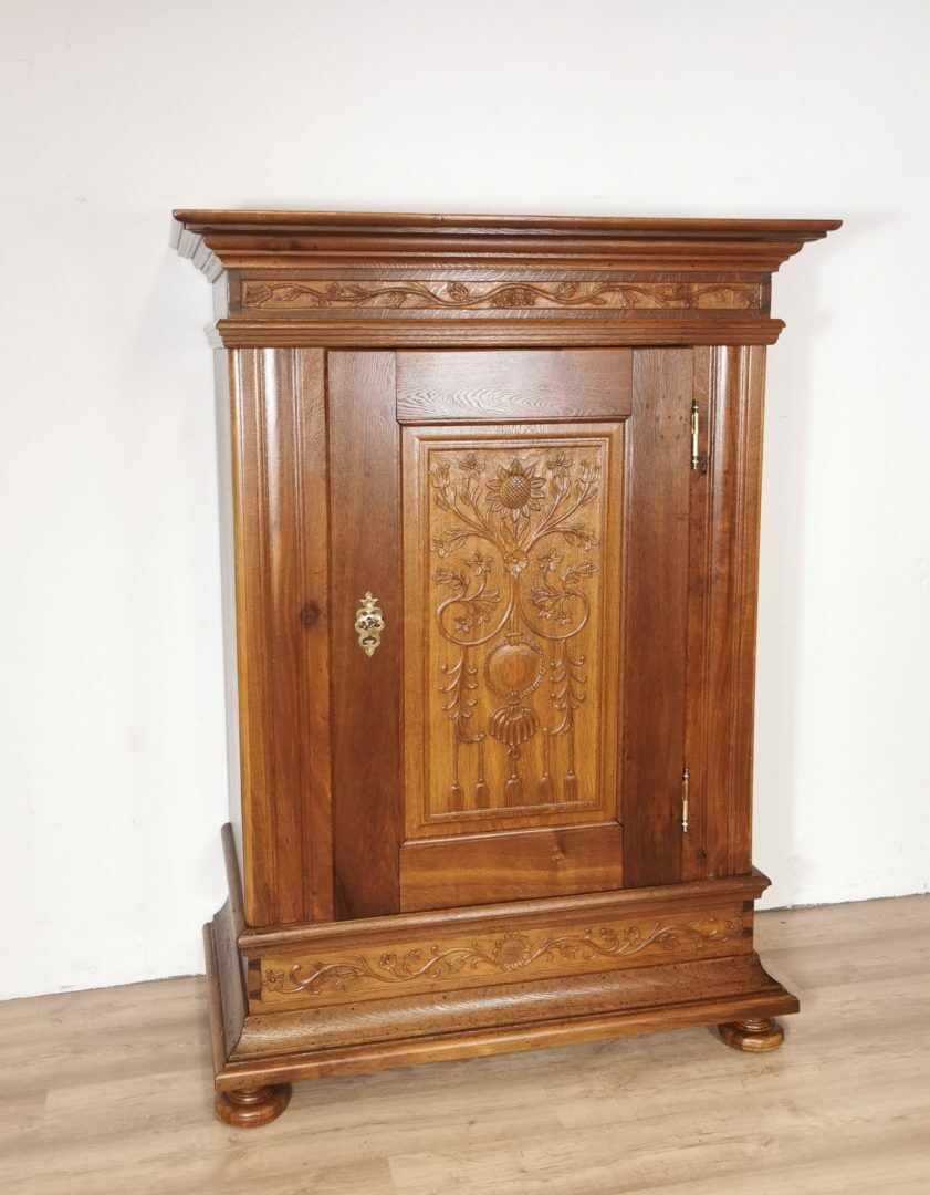 Eintüriger Eiche Schrank Biedenkopf um 1760